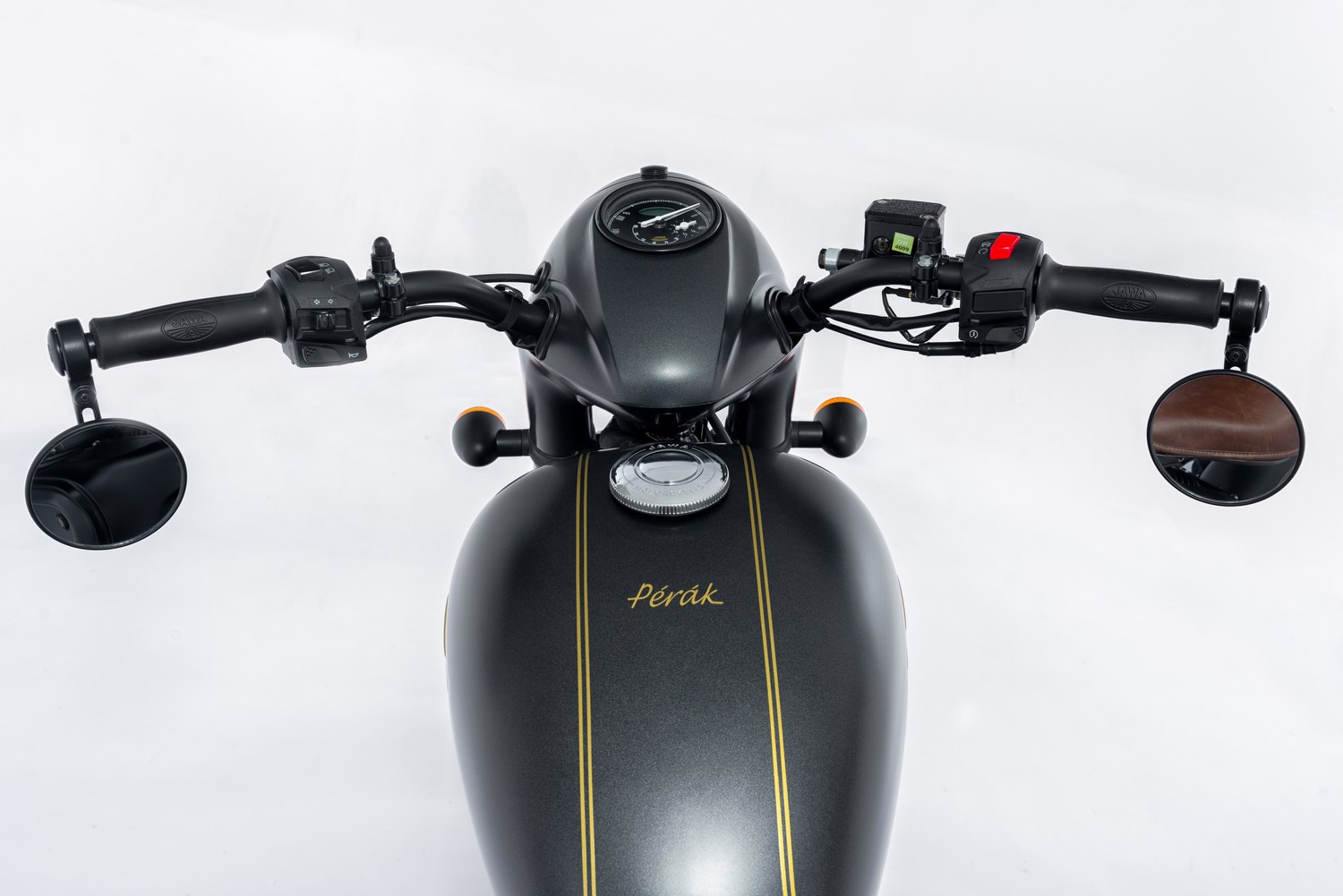 DSC_4792_aero.jpg